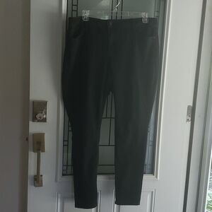 Stretch jeans like new! sz 18w very comfy.  Est 1948 black